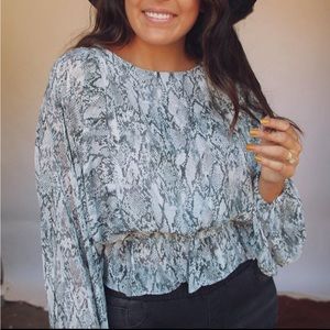 NWT Vici for Hyfve snake print blouse